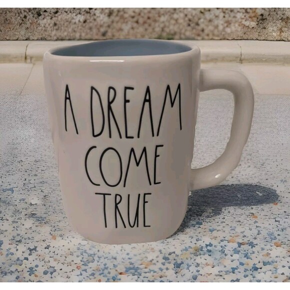 RAE DUNN DISNEY PRINCESS CASTLE COFFEE MUG “A DREAM COME TRUE” CINDERELLA - Picture 1 of 5